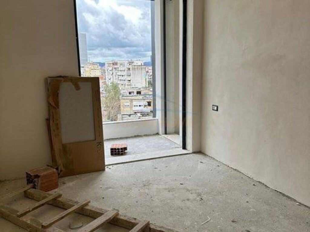 SHITET APARTAMENT 2+1 ALIDEM