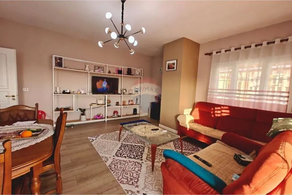 Apartment 3+1+2 with Veranda, for Sale, Fresk, Tirana