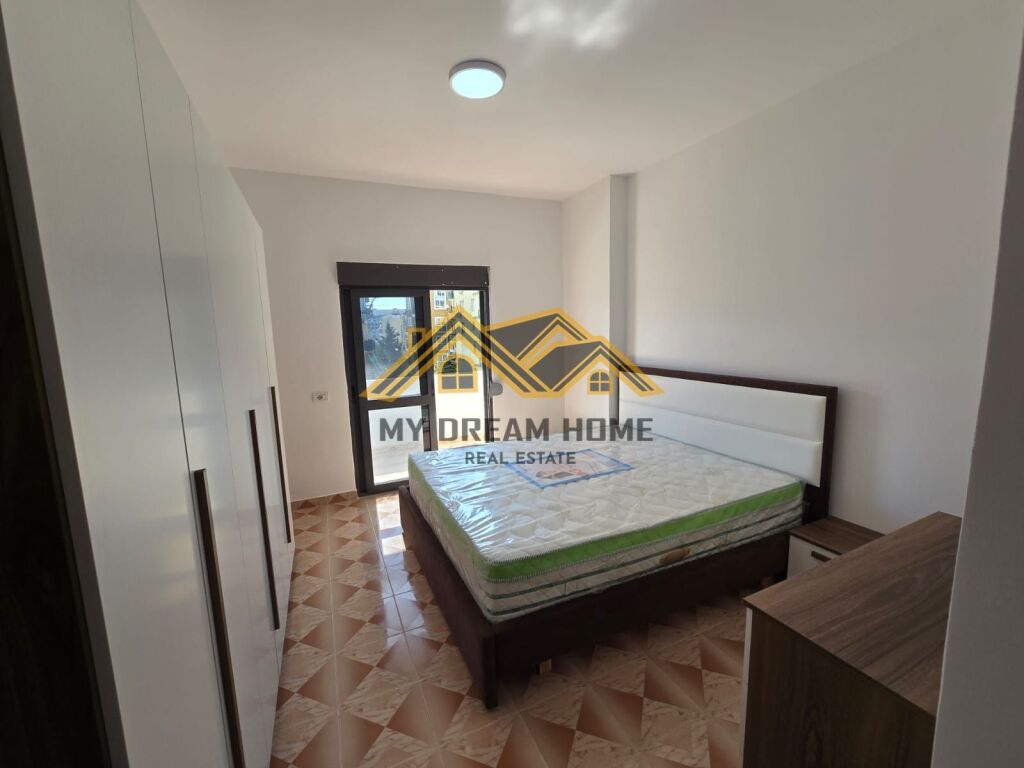 SHITET APARTAMENT 2+1+2 NE GOLEM