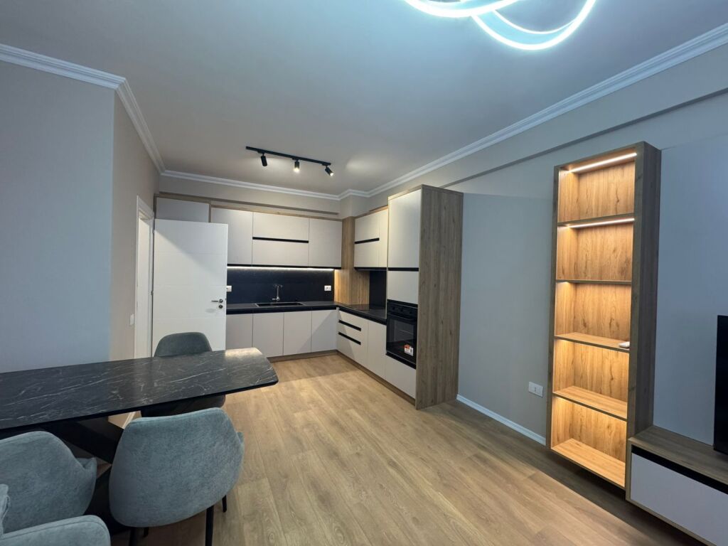 Apartamente me qera- Astir