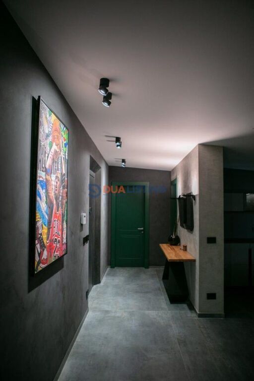 Penthouse 2+1+3 per qira ,Liqeni i thate!