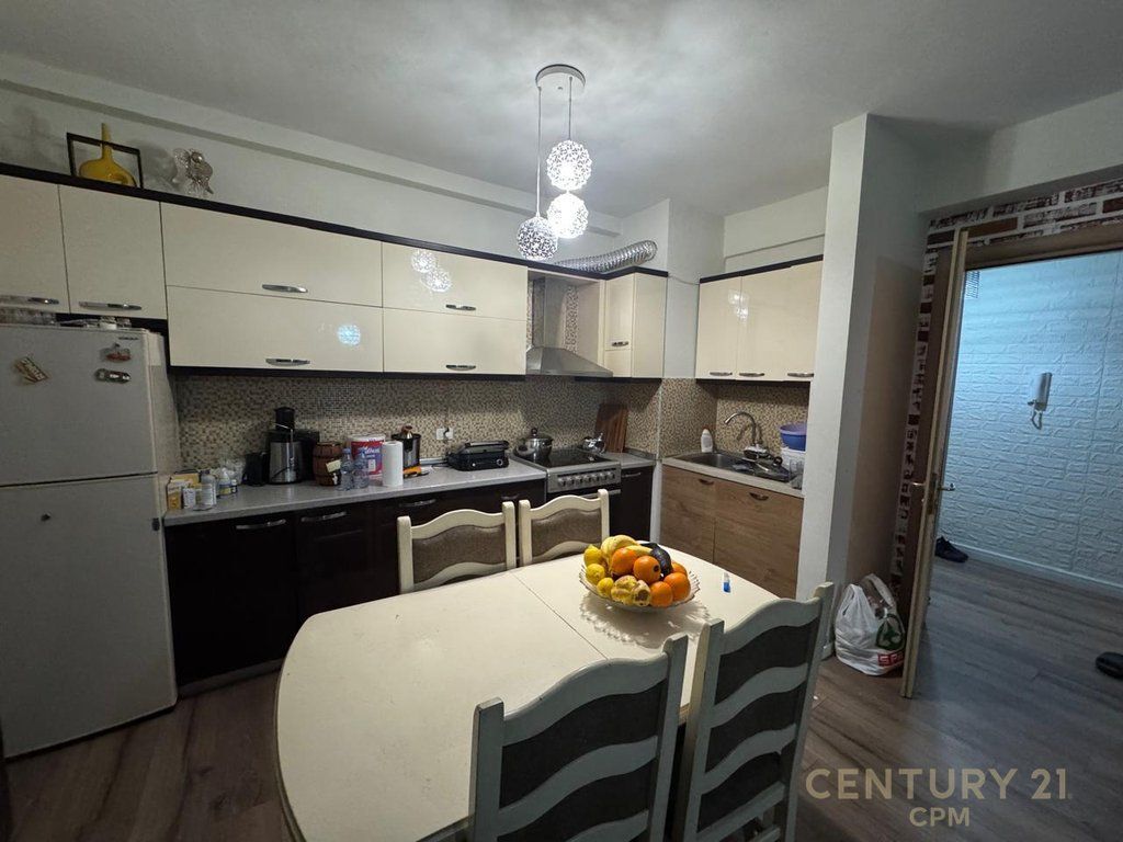 Apartament 1+1 Për Shitje në Fresku, Tiranë 120,000 € Sip. Totale  92m2