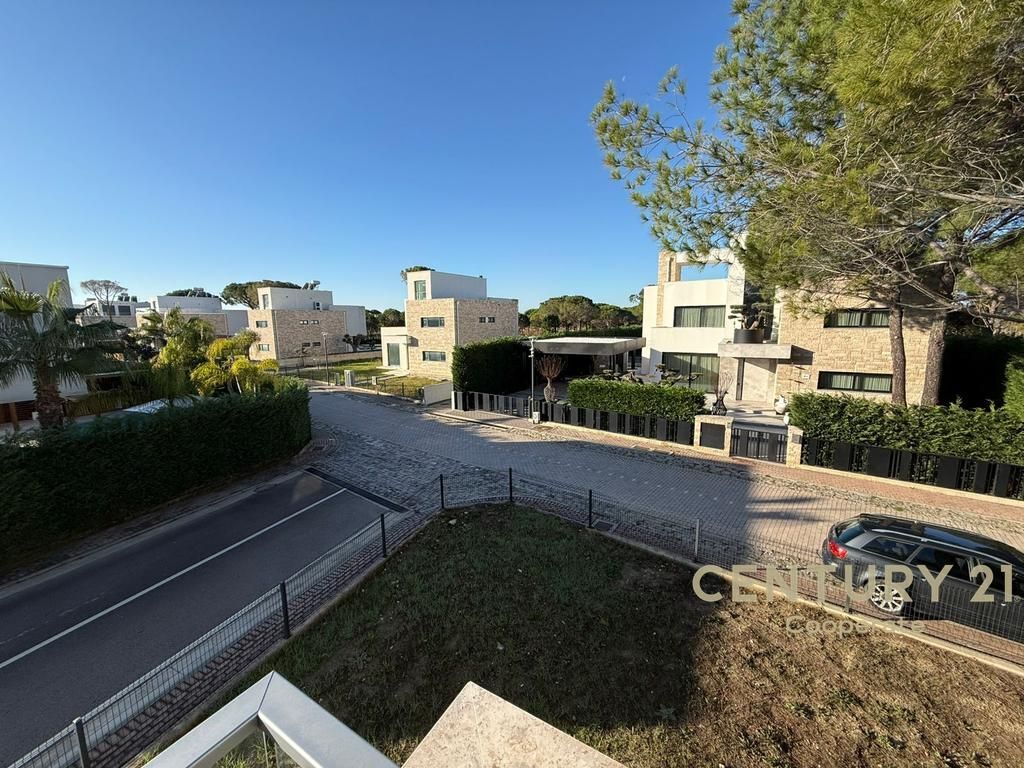 SHESIM VILE NE SAN PIETRO 1,200,000 €