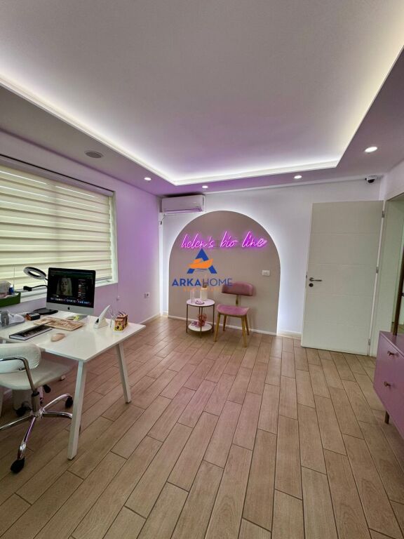 AMBIENT ZYRE ME QIRA 68M2 "KRYQËZIMI I VASIL SHANTOS" 750 € / MUAJ (MUNDËSI EDHE 700 €)