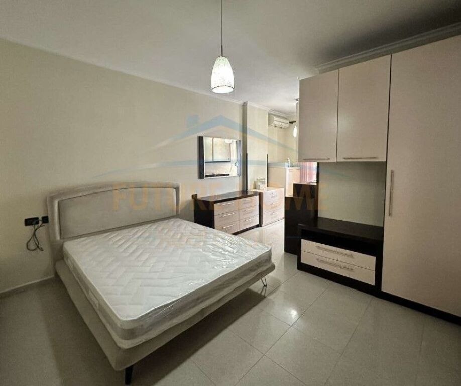 Qera, Apartament 2+1, Unaza e Re