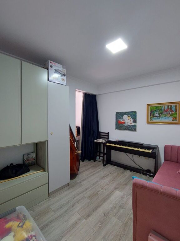 Apartament 3+1+2 me qera tek Selvia