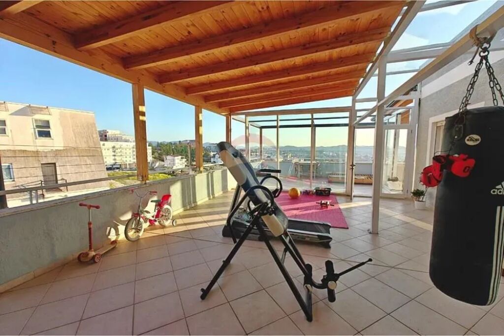 Apartment 3+1+2 with Veranda, for Sale, Fresk, Tirana