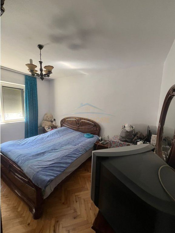 Shitet, Apartament 3+1, Rruga Karl Gega, Tirane