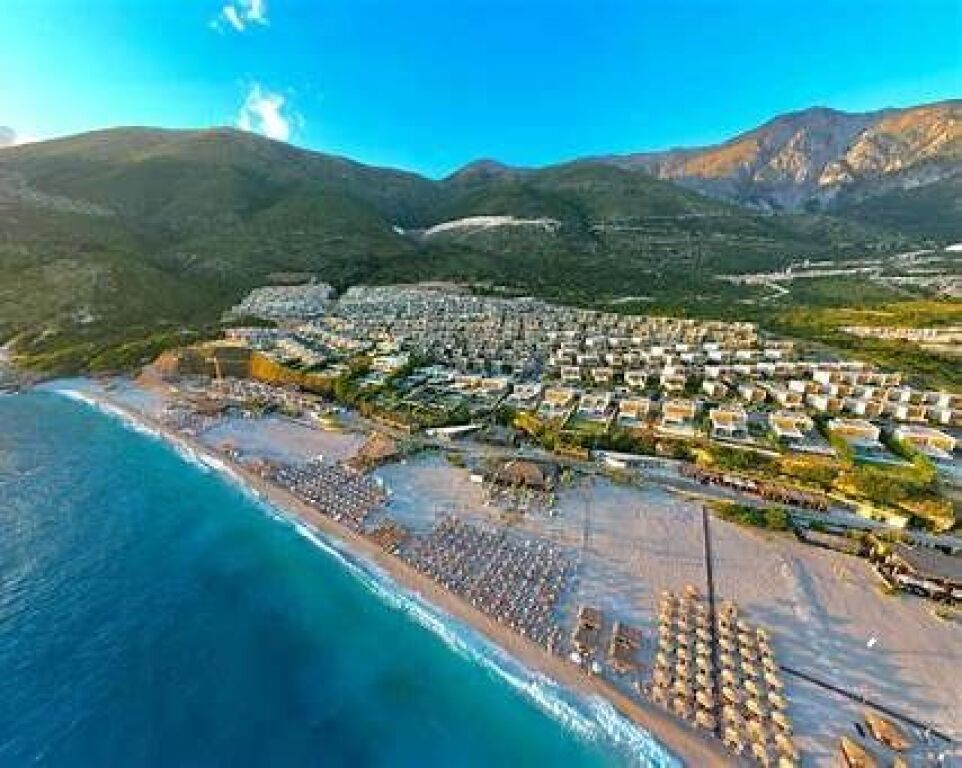 Apartament në shitje në Green Coast – 1+1 me Verandë