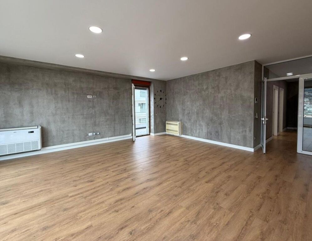 📌Ufficio in affitto a Delijorgji – 200 m²