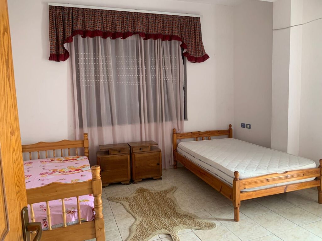 Apartament 3+1 me qera tek Kodra e Prifti