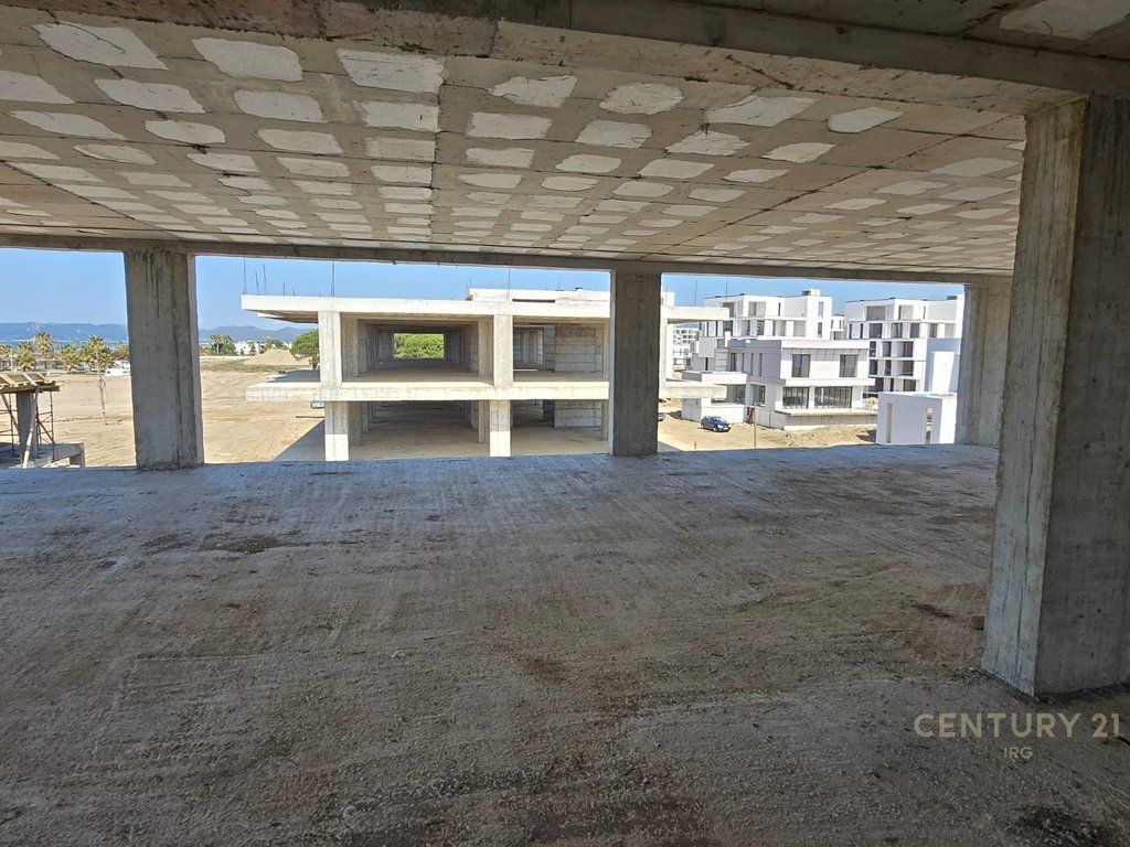 SHITET APARTAMENT 2+1 TEK GJIRI I LALZIT