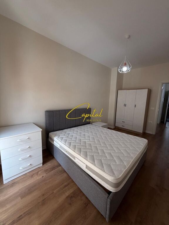 APARTAMENT ME QIRA 1+1 5 MAJI 50.000 LEKE