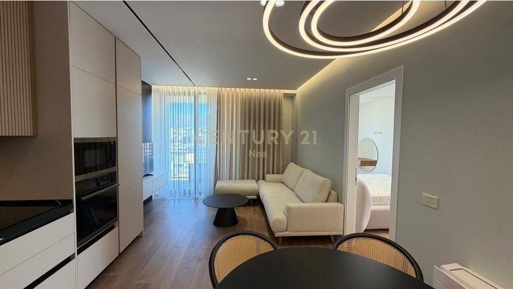 APARTAMENT 2+1 ME QERA TEK GOLDEN TOWER