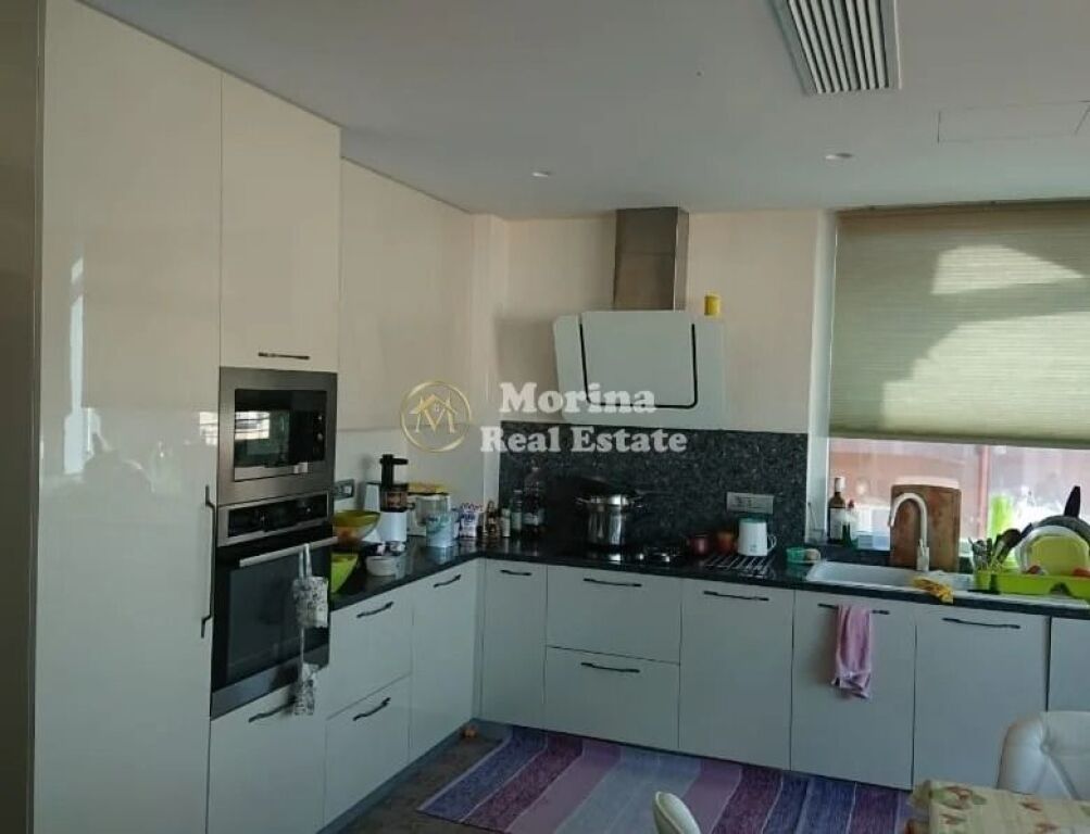 Shitje | Dupleks 4 + 1 | Liqeni i Thate | 395000 €