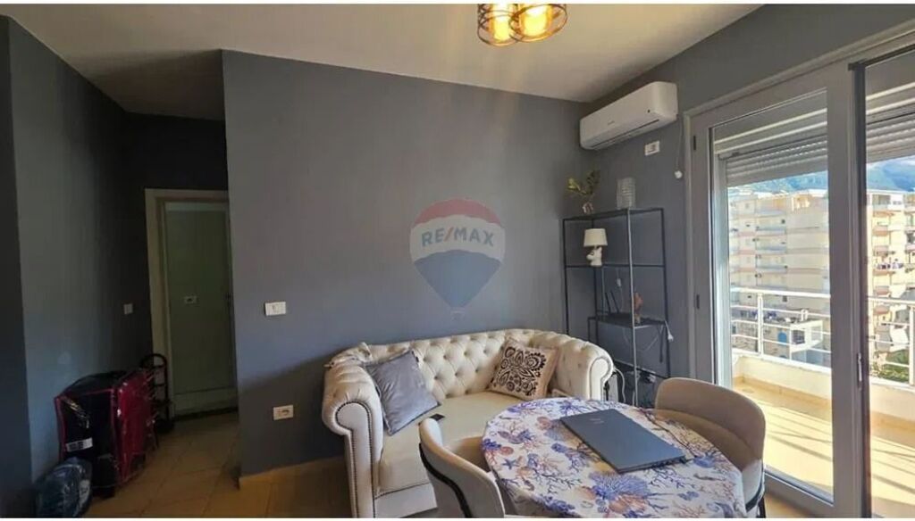 Apartament 1+1 për Shitje pranë Lungomare, Vlorë