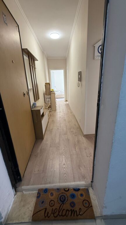 Astir, jepet mr qira apartament 1+1! 500 Euro