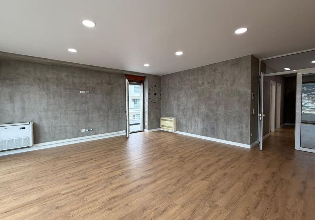 Ufficio in affitto a Delijorgji