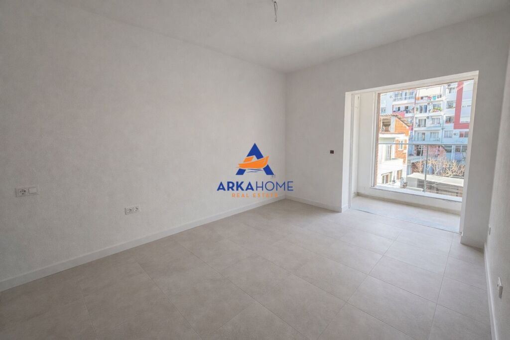 SHITET APARTAMENT 1+1+BALLKON "ASTIR, PERBALLE VILA L" 90000 EURO