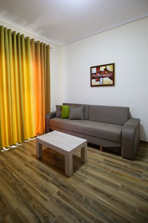 🌟 Hotel – Ekskluziv në Qendër të Vlorës për Qira! 🌟