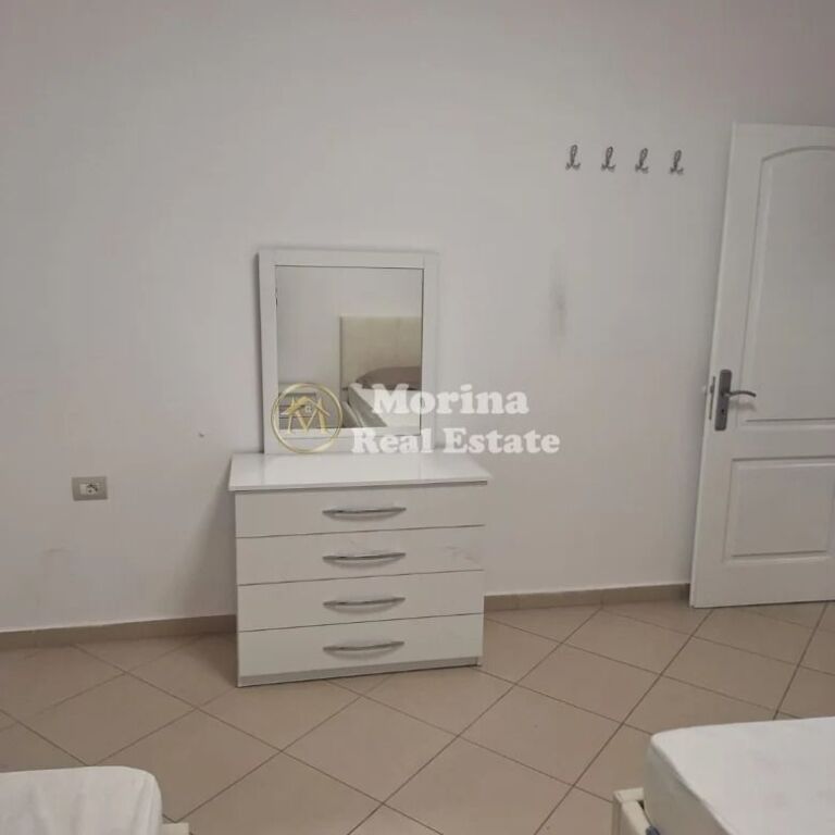 Qera | Shtëpi private 2 + 1 | Vilat Amerikane | 450 €/muaj