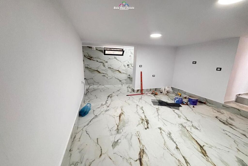 Shop for Rent at the Former Park (ID BD21823) Tirana