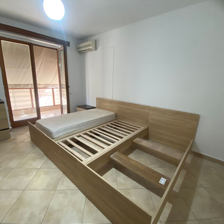 Apartment 2+1 for rent, Zogu I Boulevard, train station area