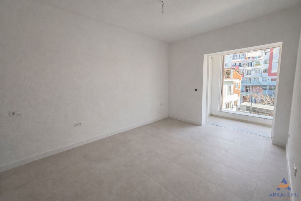 SHITET APARTAMENT 1+1 + BALLKON "ASTIR, PERBALLE VILA L" 110000 EURO