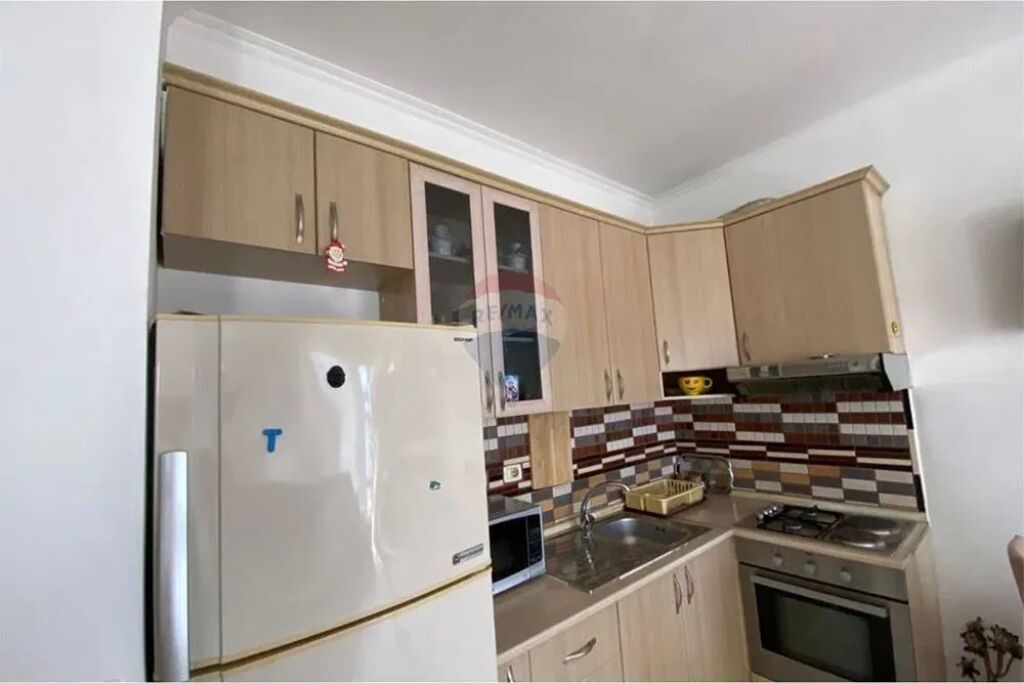 * 1+1 per qira ne Autostrade Tirane -Durres*