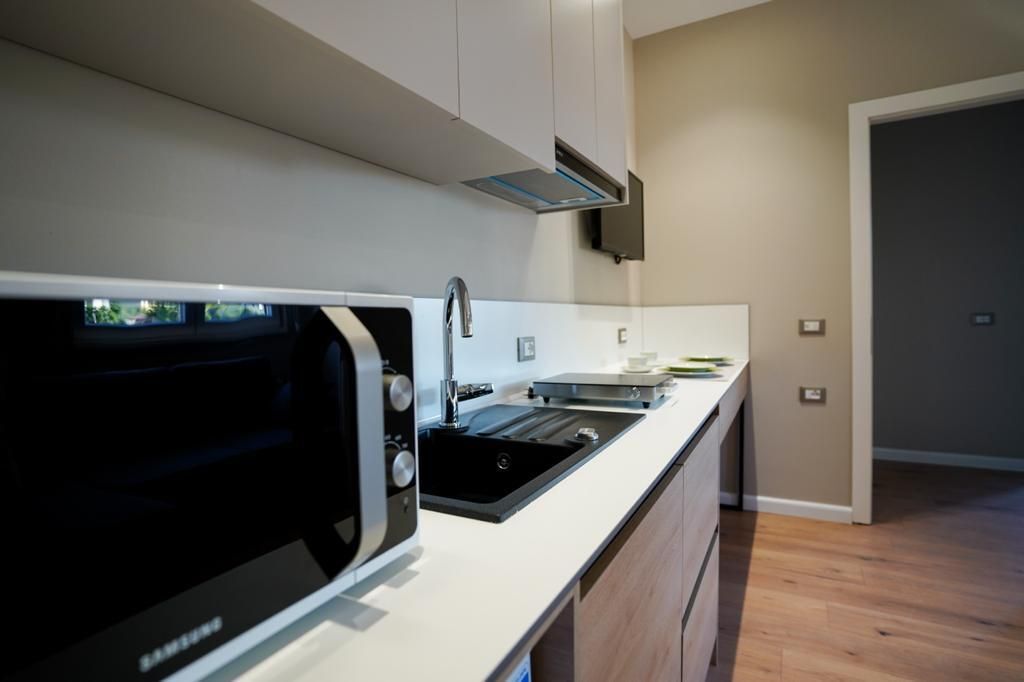 Kompleksi Grand, jepet me qera hyrje 1+1