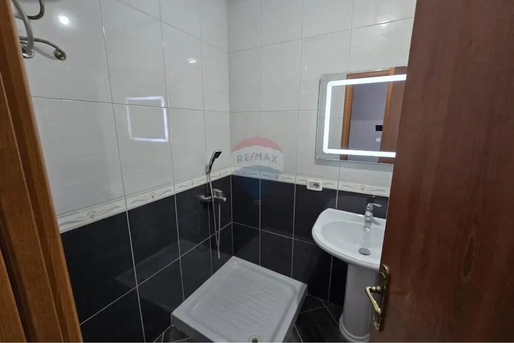 Appartamento 2+1+2 in vendita Eleonora