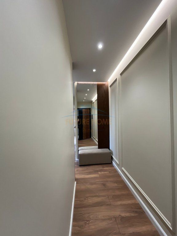 Shitet , Apartament 1+1 , Mine Peza , Tirane