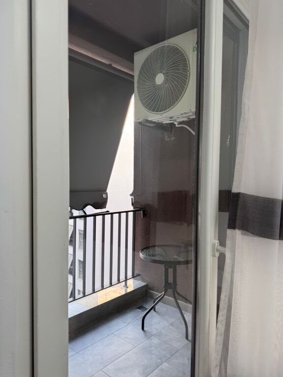 Jepet me qera 1+1 Kamez