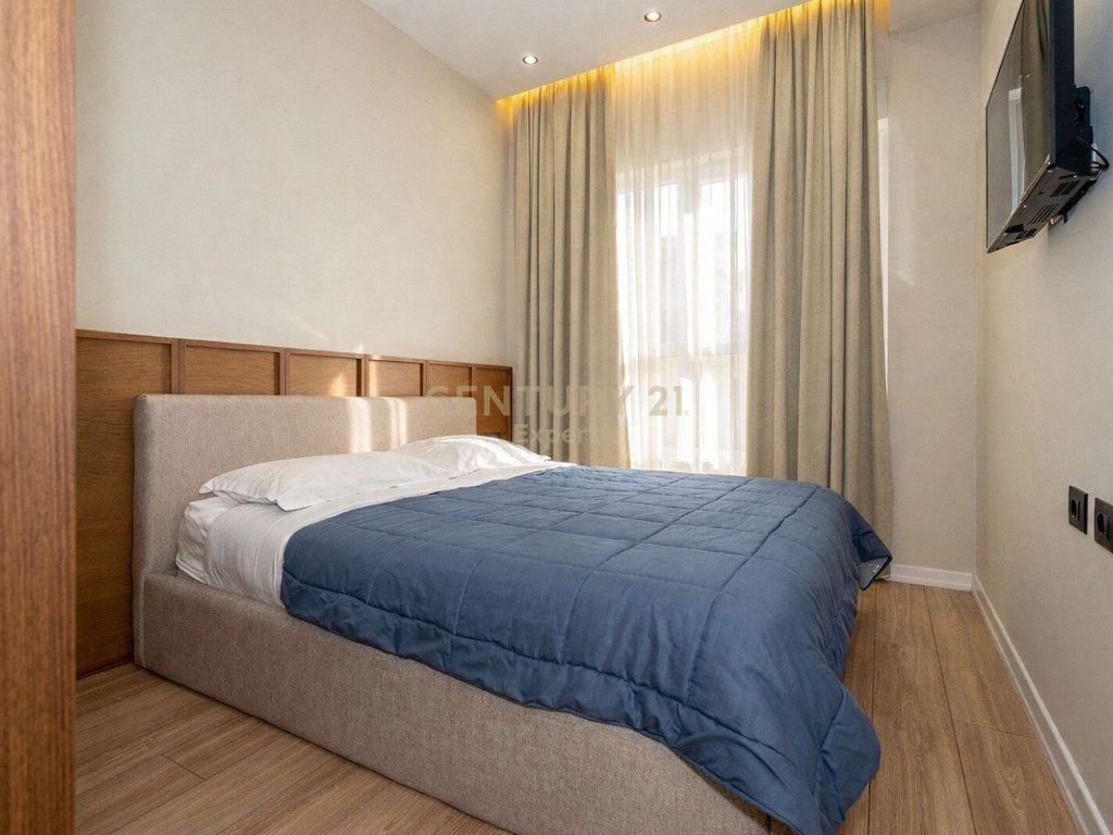 APARTAMENT 2+1+2 ME POST PARKIMI PER QIRA TEK REZIDENCA MANGALEM NE ALI DEM