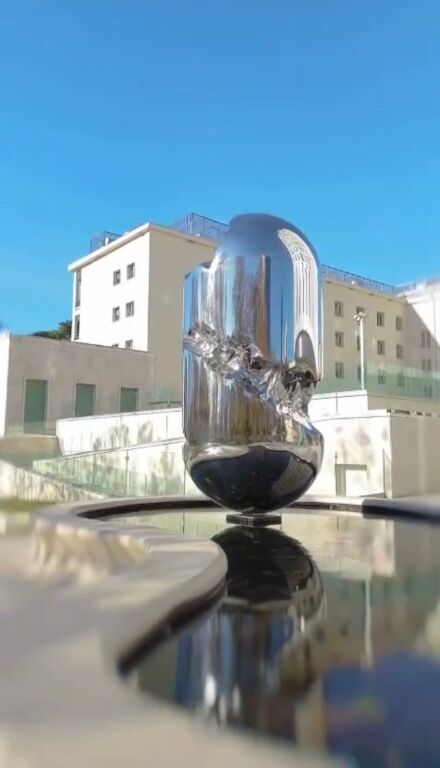 Jepet zyrë me qira ,Ish hotel Dajti