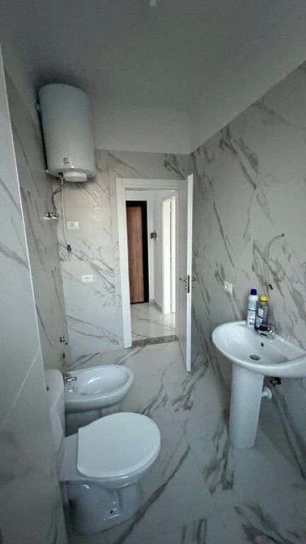 Appartamento 1+1 a Vila L2 in Astir con 450€