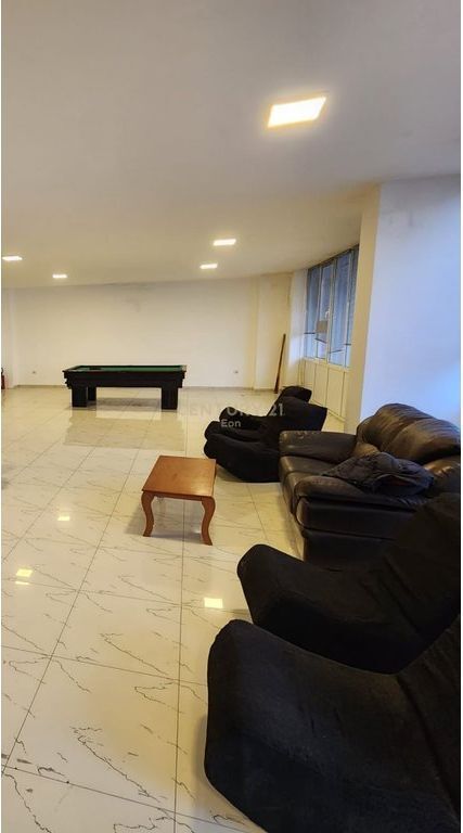 LOCALE COMMERCIALE IN VENDITA VICINO ALLA STAZIONE FERROVIARIA !!