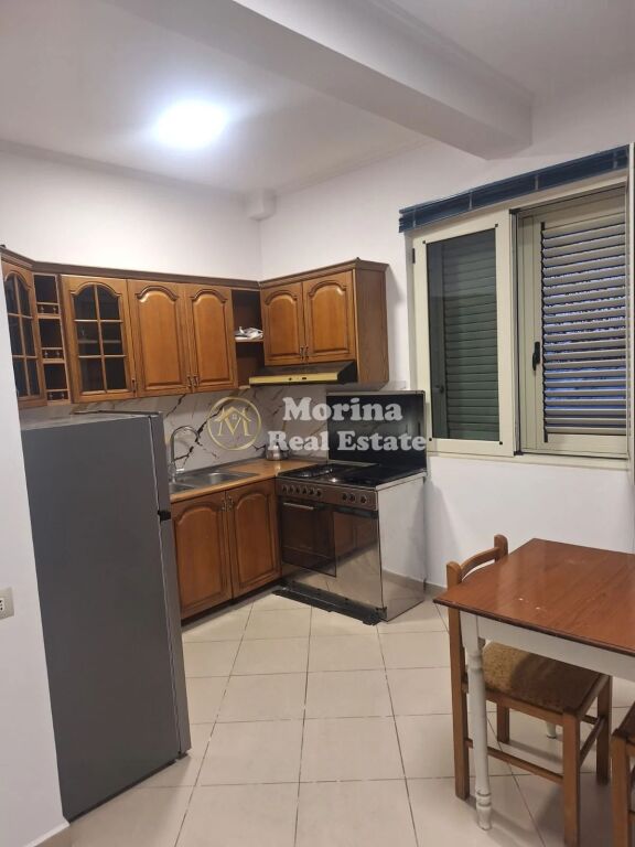 Qera | Shtëpi private 2 + 1 | Vilat Amerikane | 450 €/muaj