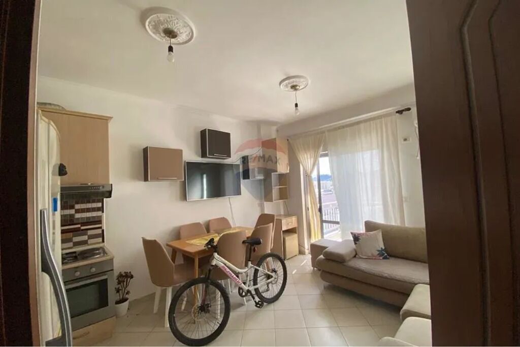 * 1+1 per qira ne Autostrade Tirane -Durres*