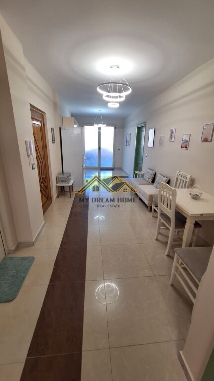 JEPET ME QERA APARTAMENTI 1+1 AFER SPITALIT DURRES