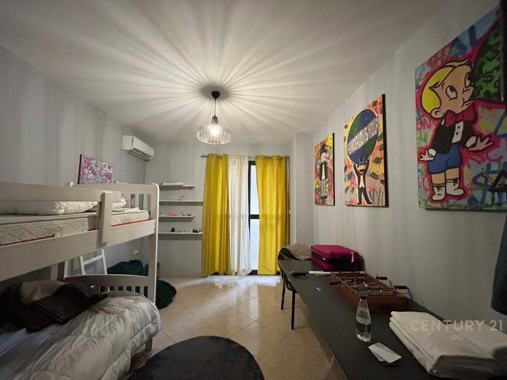 VENDIAMO APPARTAMENTO 3+1+2 A BLLOK.