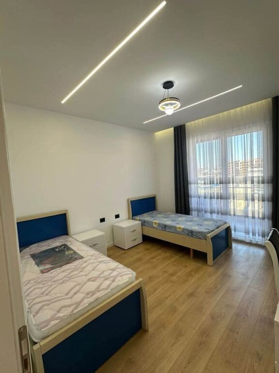 JEPET ME QIRA APARTAMENT 2+1 (i mobiluar) Paskuqan, Tirane