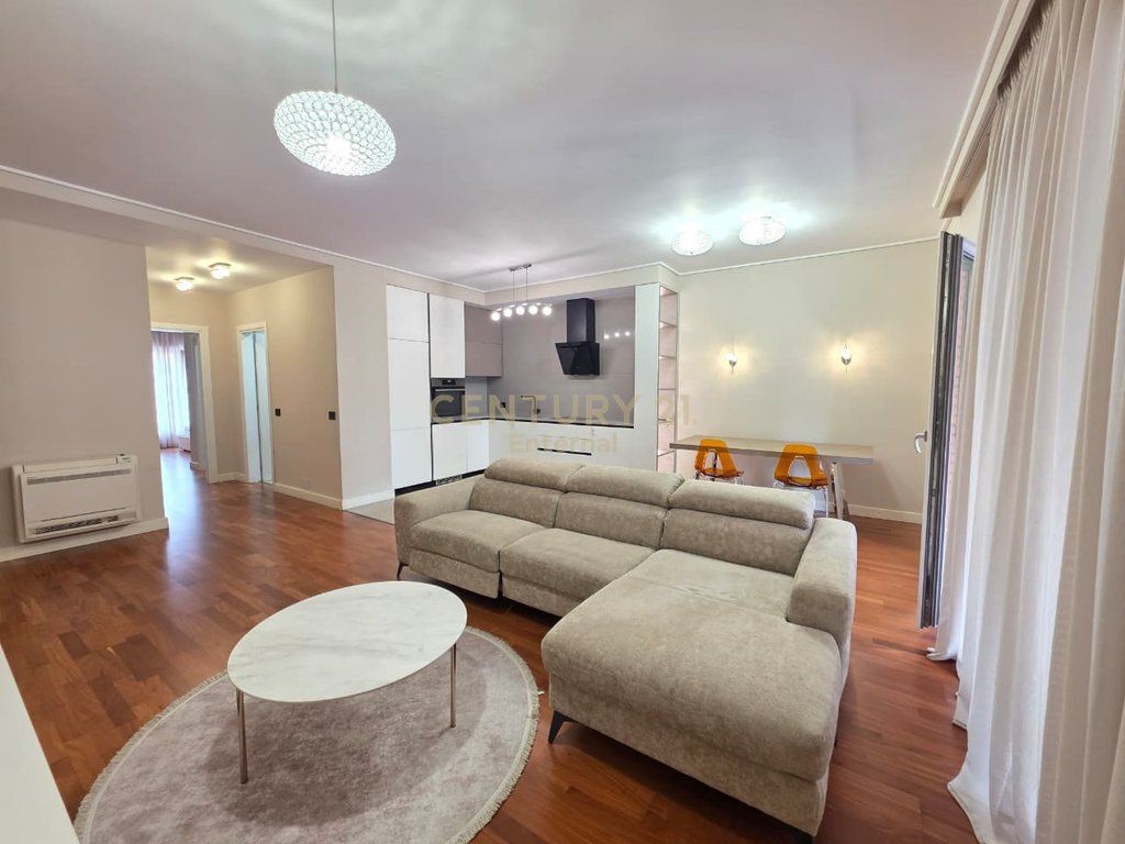 Appartamento 2+1 + 1 parcheggio in affitto presso il Complesso Delijorgji