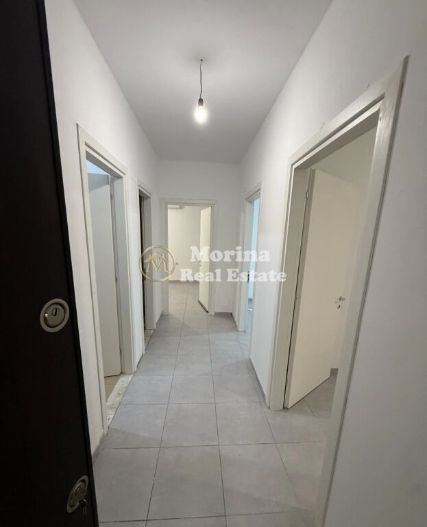 Qera | Apartament 2 + 1 | Rruga e Barrikadave | 690 €/muaj