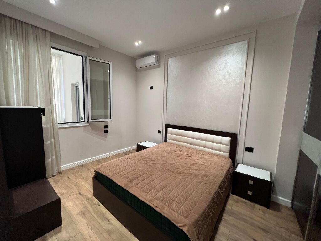 📣 QERA SUPER Apartament 1+1 📍 Prane Rruges Se "Durresit" ✨💶 Cmimi 600 Euro (i Pa Diskutueshem)