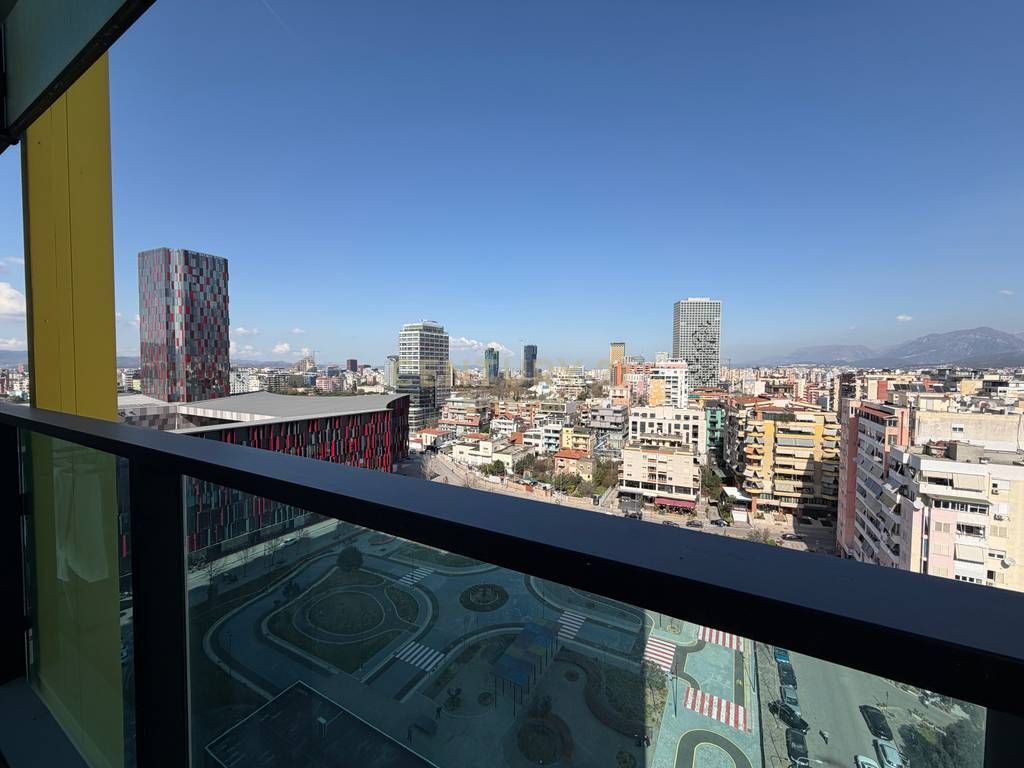 Apartament 2+1+2 me post parkimi me qira te Ambasador 3.