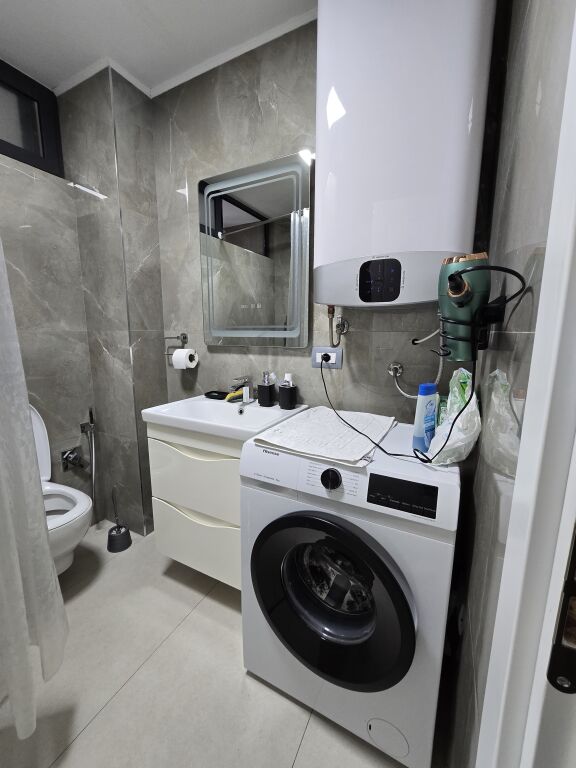 Apartament me qera 2+1 ne Qender