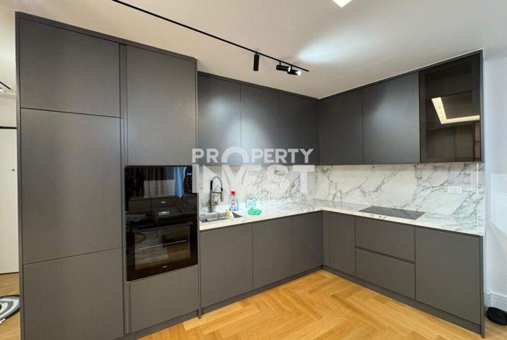 Vendesi appartamento 2+1+2+posto auto presso Lake View Residence, Lago