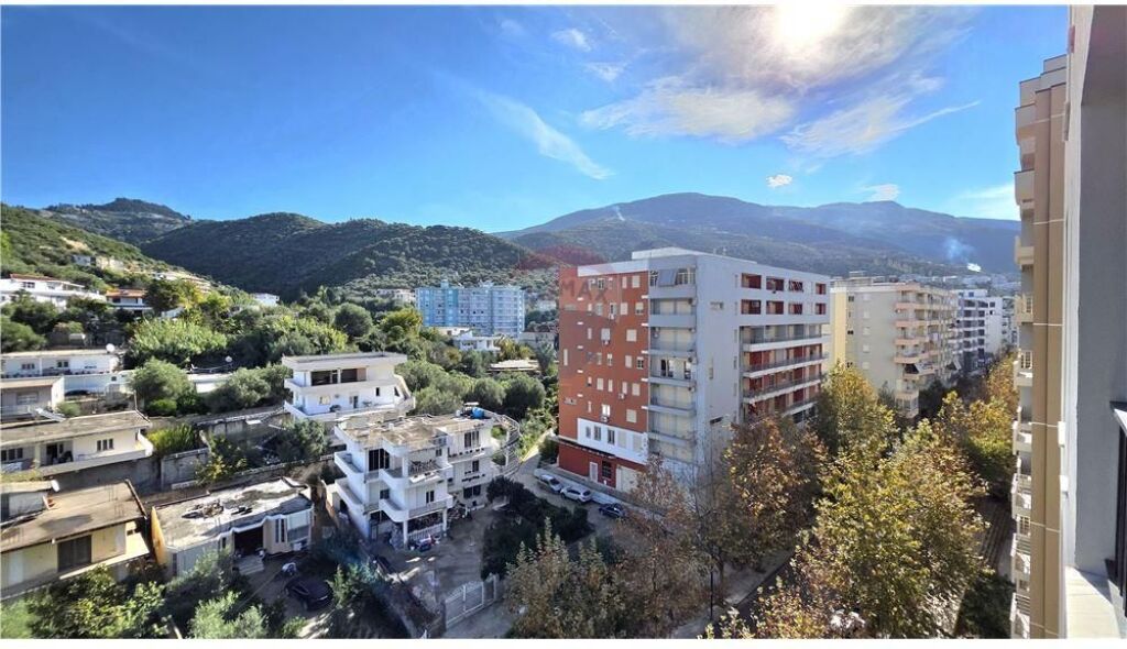 🚨 OKAZION NË SHITJE NË Lungomare!
