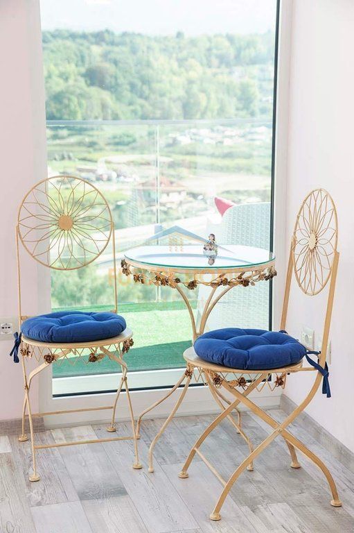 Shitet, Apartament 2+1+2, Liqeni i Thate